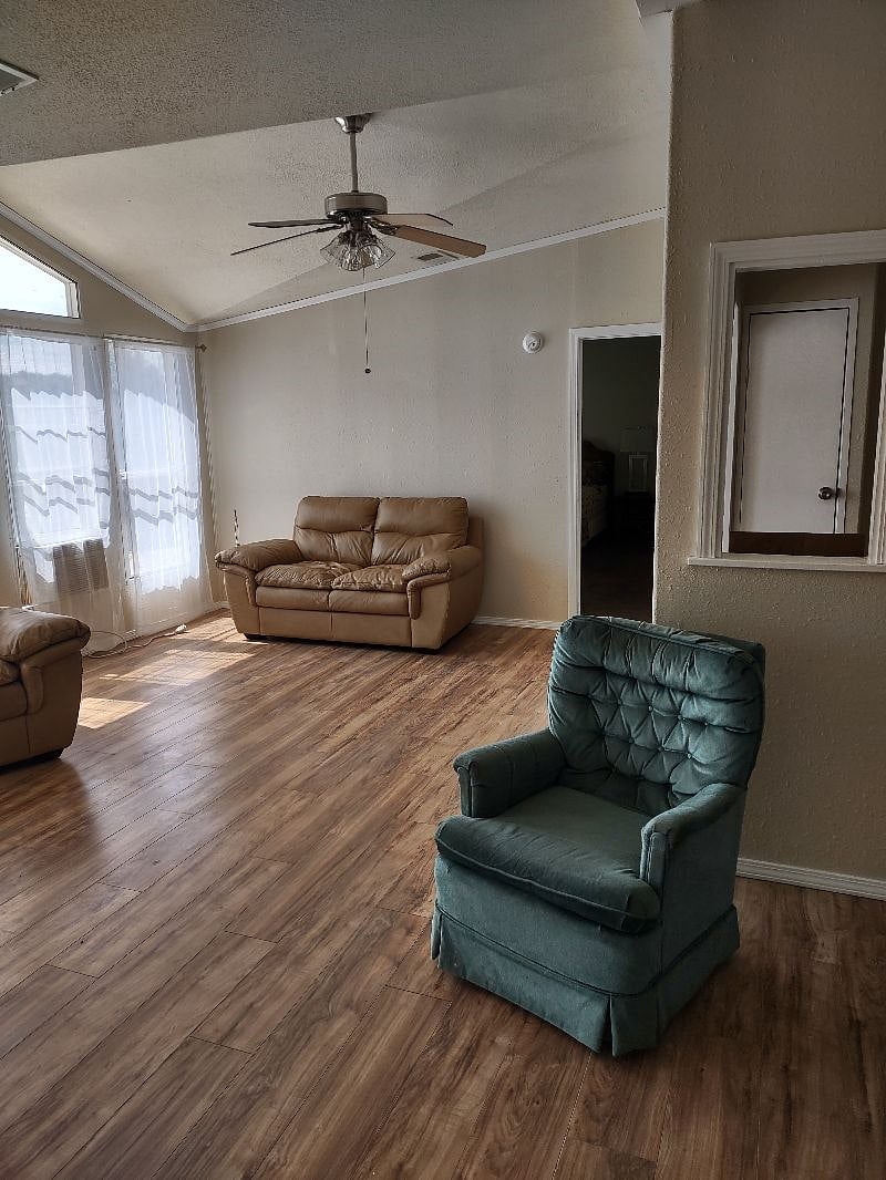 Furnished Finder property 383198_1 photo 7
