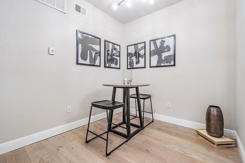 Furnished Finder property 383233_1 photo 13