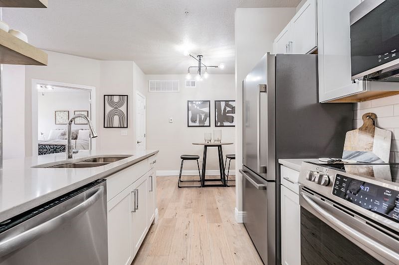 Furnished Finder property 383233_1 photo 14