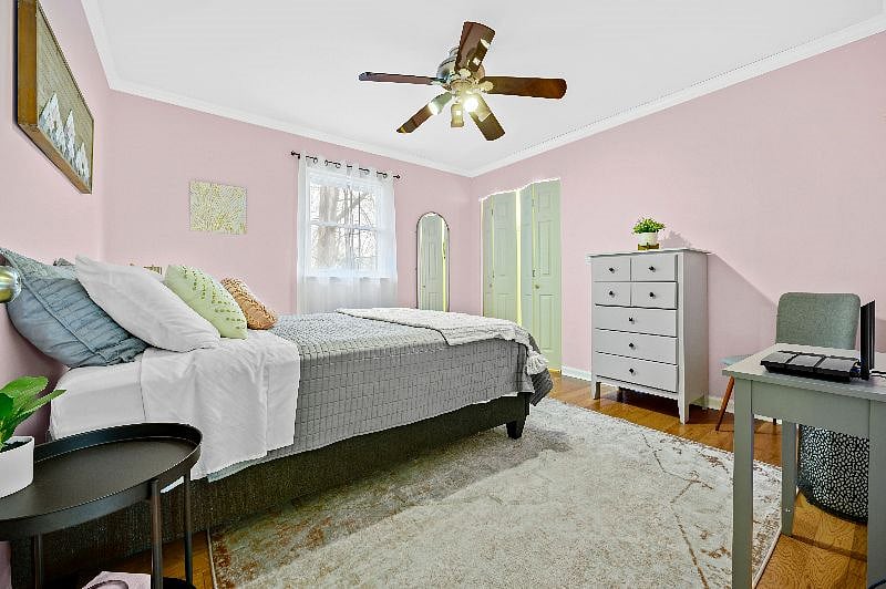 Hall bedroom 2