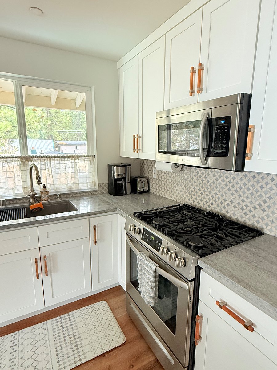 Furnished Finder property 383259_1 photo 17