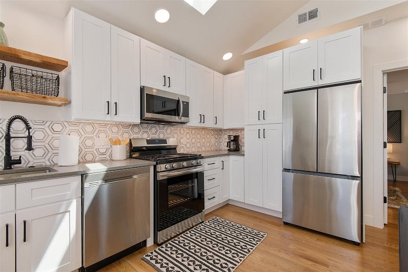 Furnished Finder property 383323_1 photo 12