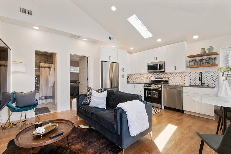 Furnished Finder property 383323_1 photo 3