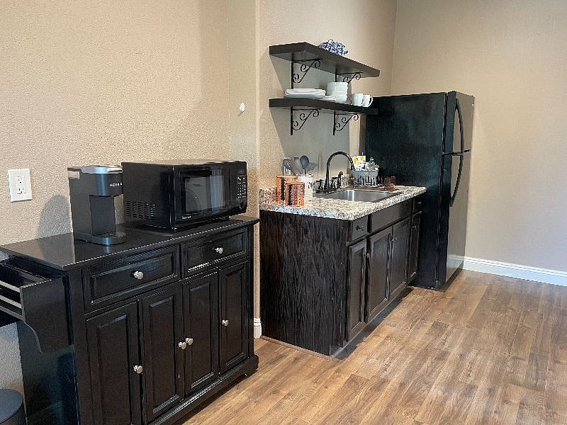 Furnished Finder property 383421_1 photo 6