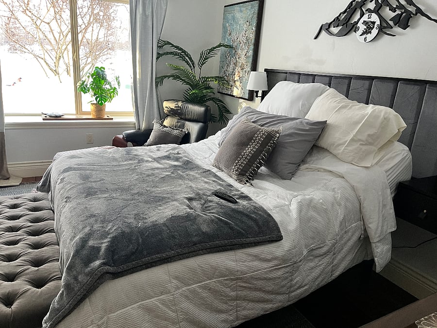 Adjustable bed