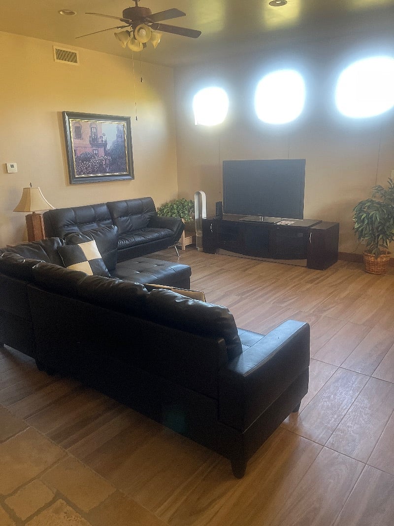 Furnished Finder property 383492_1 photo 18