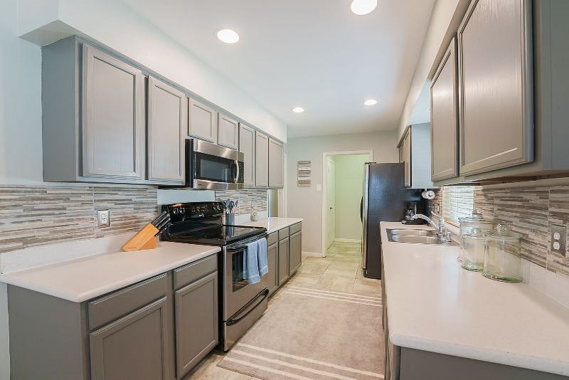 Furnished Finder property 383516_1 photo 8