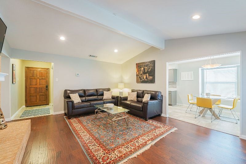 Furnished Finder property 383516_1 photo 17