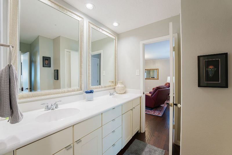 Furnished Finder property 383516_1 photo 26