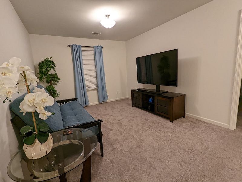 Furnished Finder property 383727_2 photo 16