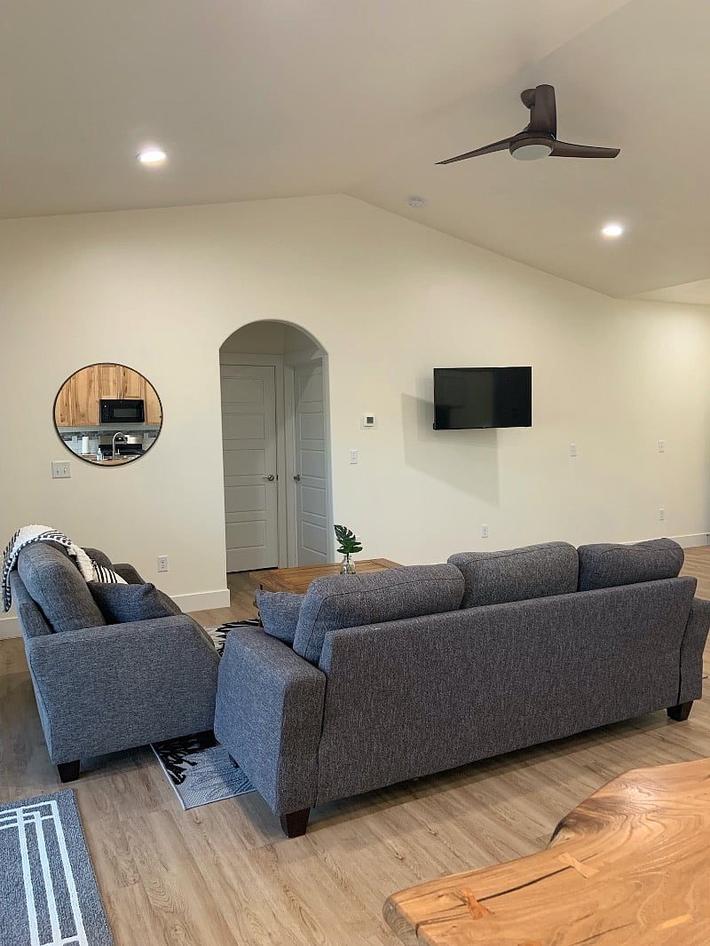 Furnished Finder property 383743_2 photo 8
