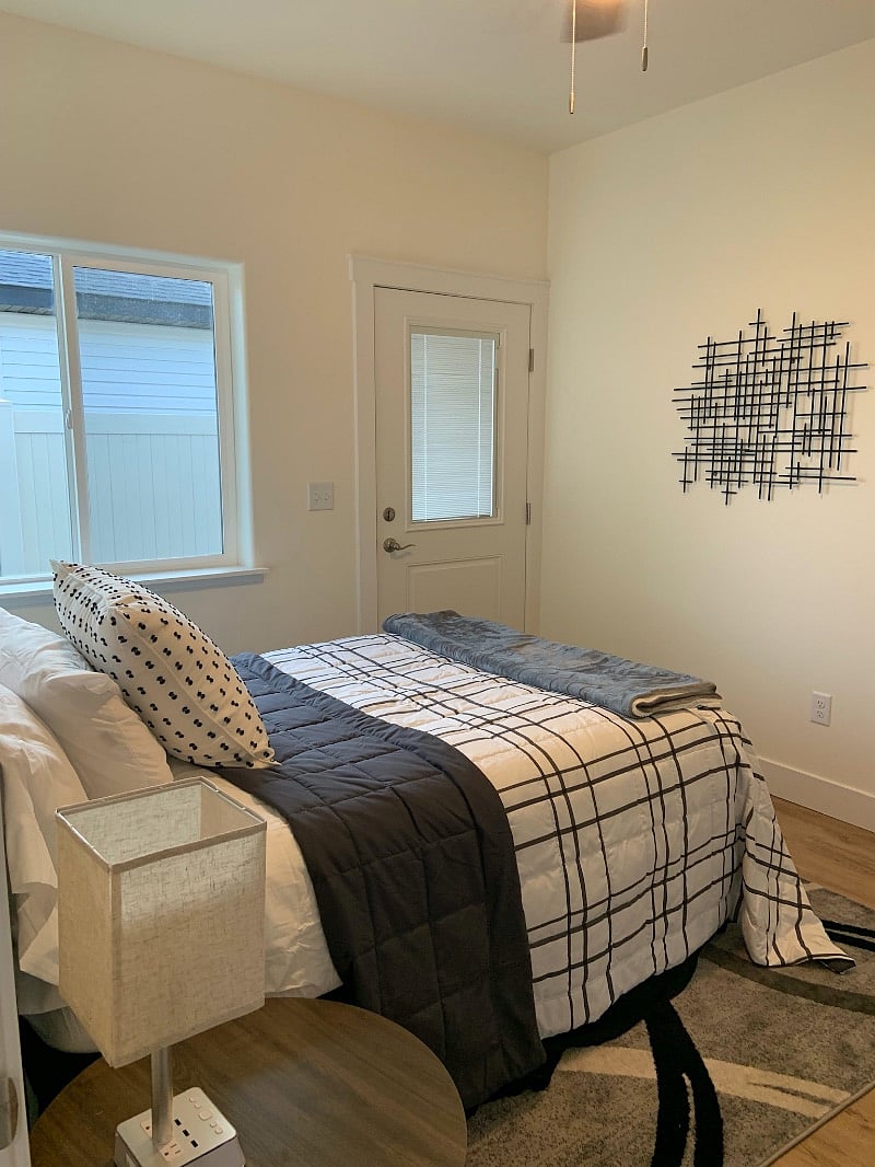 Furnished Finder property 383743_2 photo 24