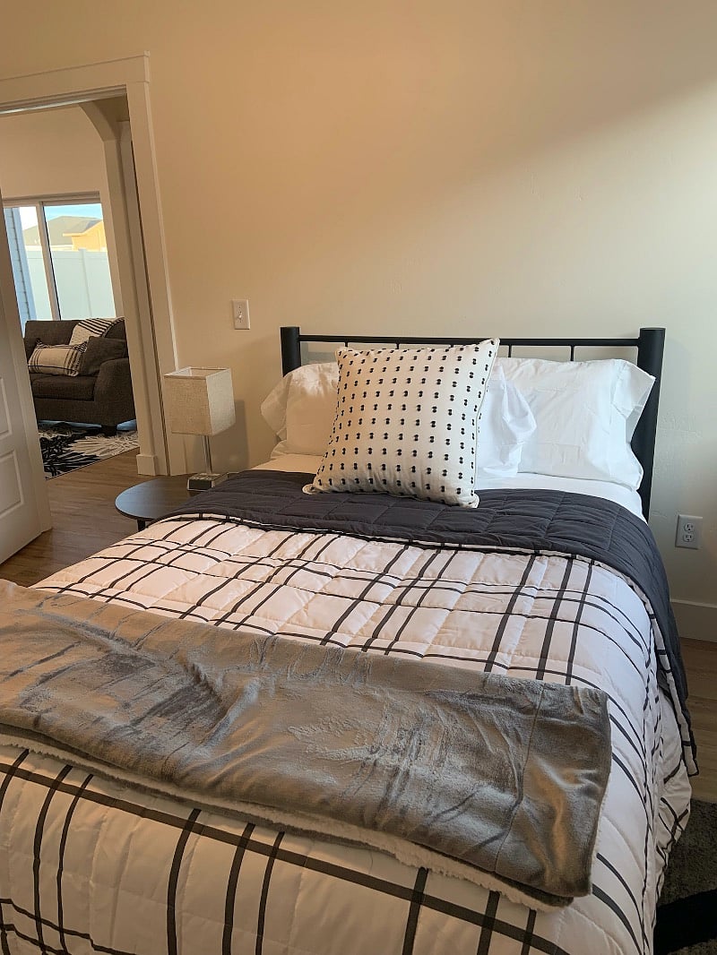 Furnished Finder property 383743_2 photo 25
