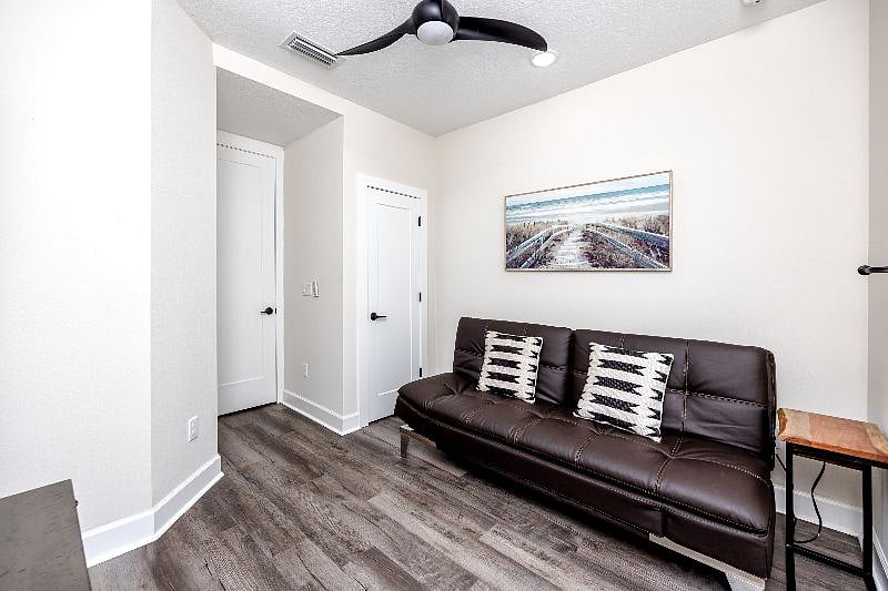 Furnished Finder property 383811_1 photo 12