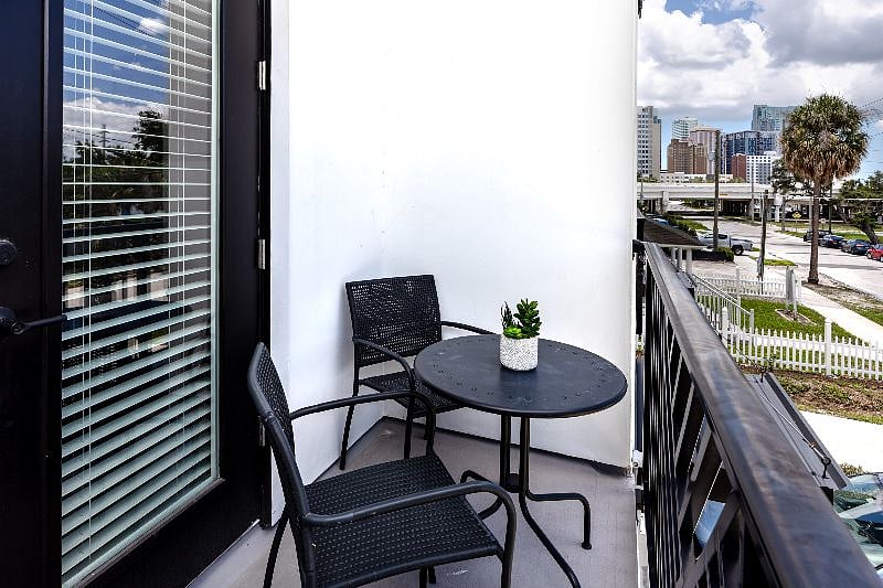 Furnished Finder property 383811_1 photo 32