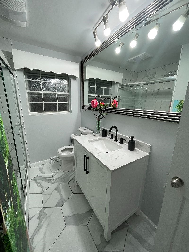 Furnished Finder property 383878_2 photo 8