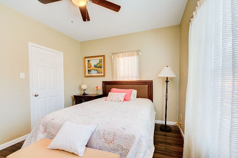 Furnished Finder property 383894_1 photo 11