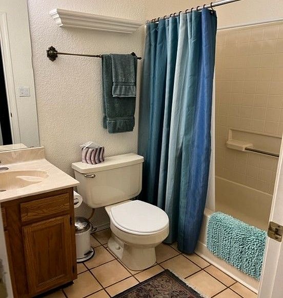 Private full bathroom.