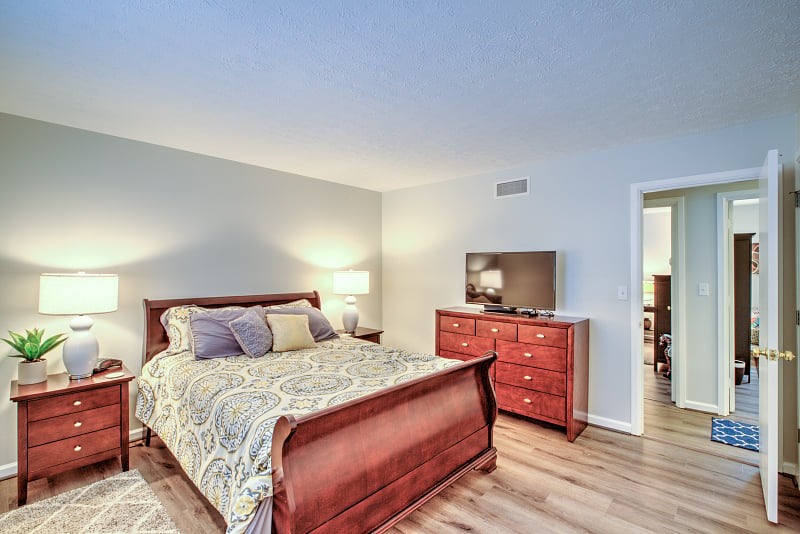 TV wtih Roku and air TV, double closets and private bathroom.