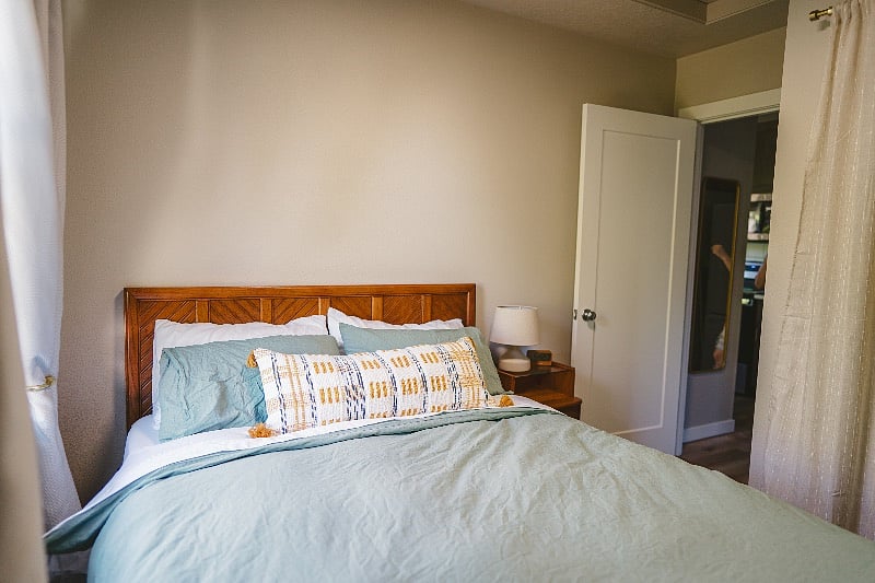 Furnished Finder property 384010_1 photo 16