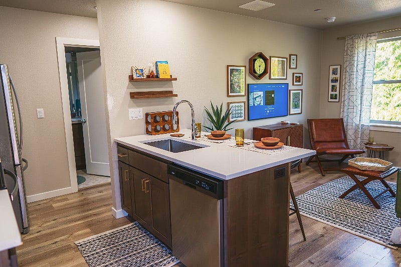 Furnished Finder property 384010_1 photo 21