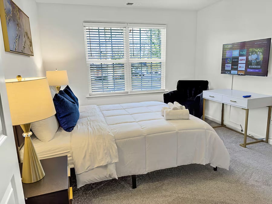 Furnished Finder property 384026_1 photo 8