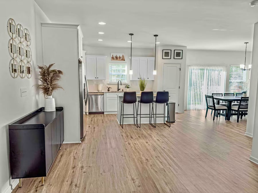 Furnished Finder property 384026_1 photo 22