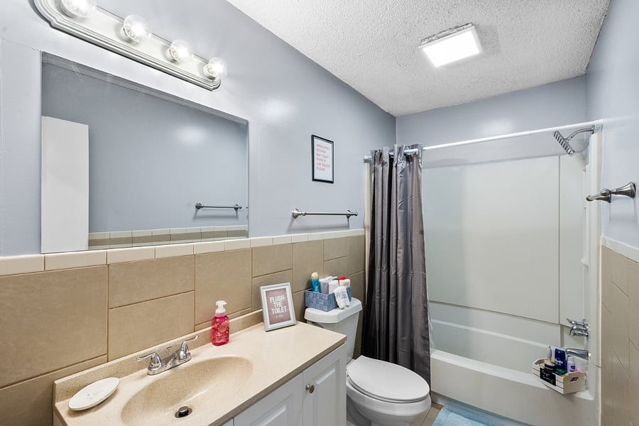 Furnished Finder property 384038_1 photo 22