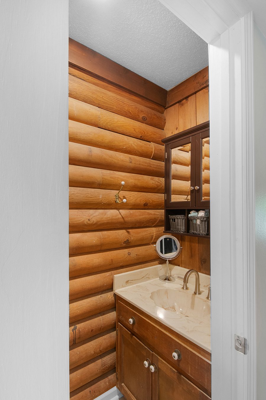Furnished Finder property 384038_2 photo 17