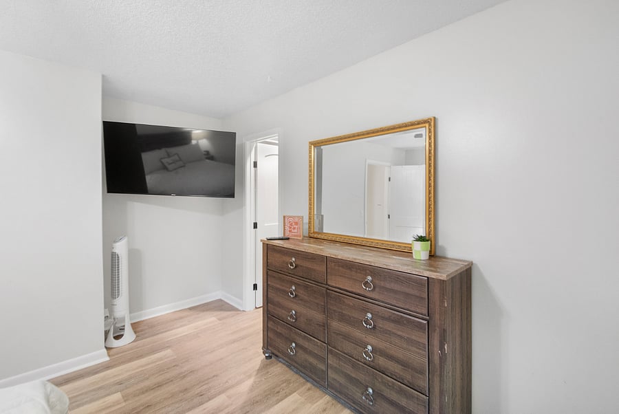 Furnished Finder property 384038_2 photo 24