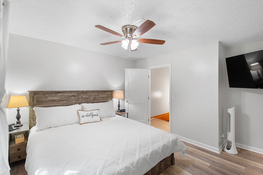Furnished Finder property 384038_2 photo 25