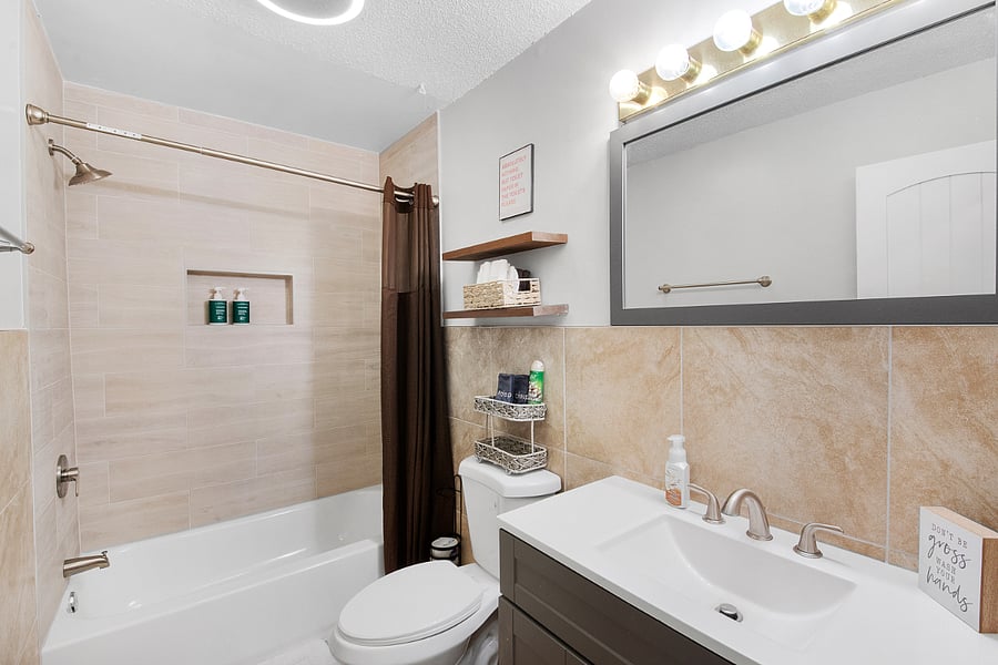 Furnished Finder property 384038_2 photo 32