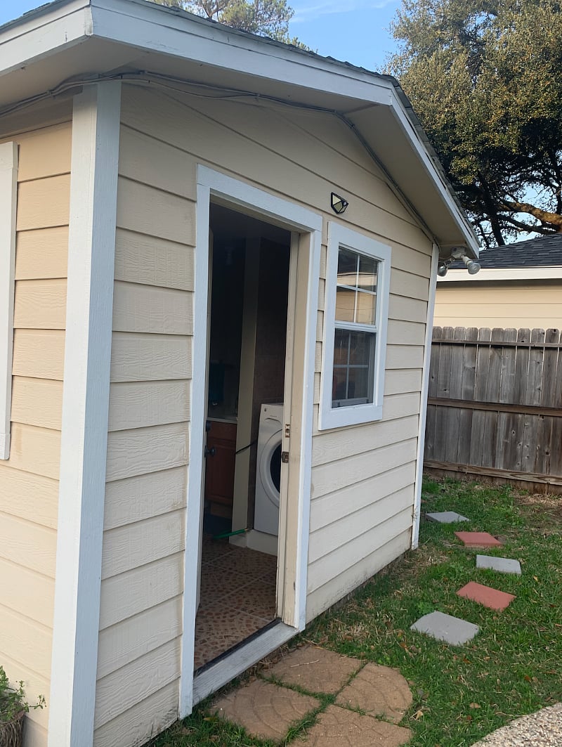 Entry to Laundry Room