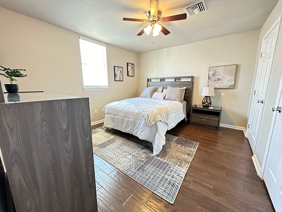 Furnished Finder property 384075_2 photo 11