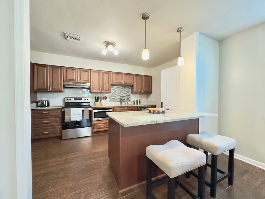 Furnished Finder property 384075_2 photo 4