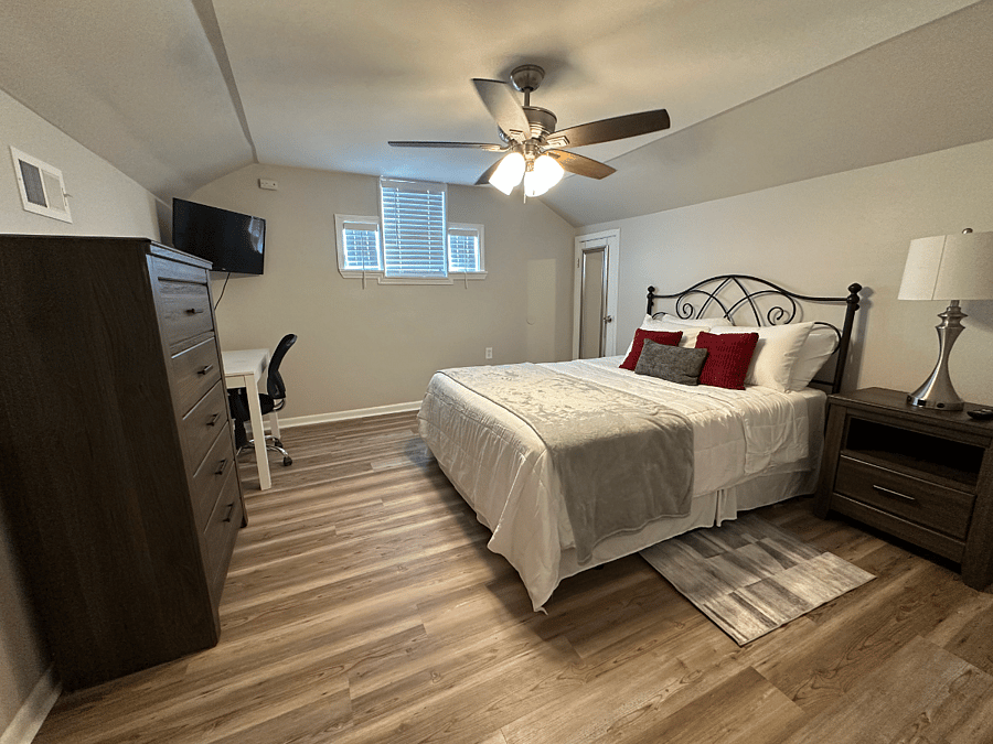 Furnished Finder property 384075_3 photo 17