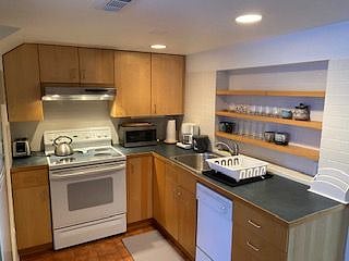 Furnished Finder property 384076_1 photo 5
