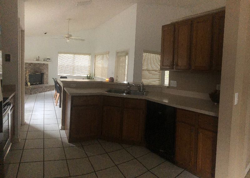 Furnished Finder property 384100_2 photo 10
