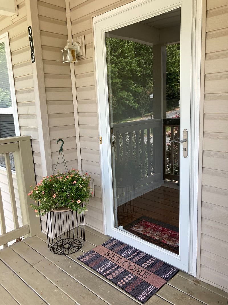 Furnished Finder property 384103_1 photo 1