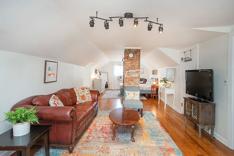 Furnished Finder property 384120_1 photo 4