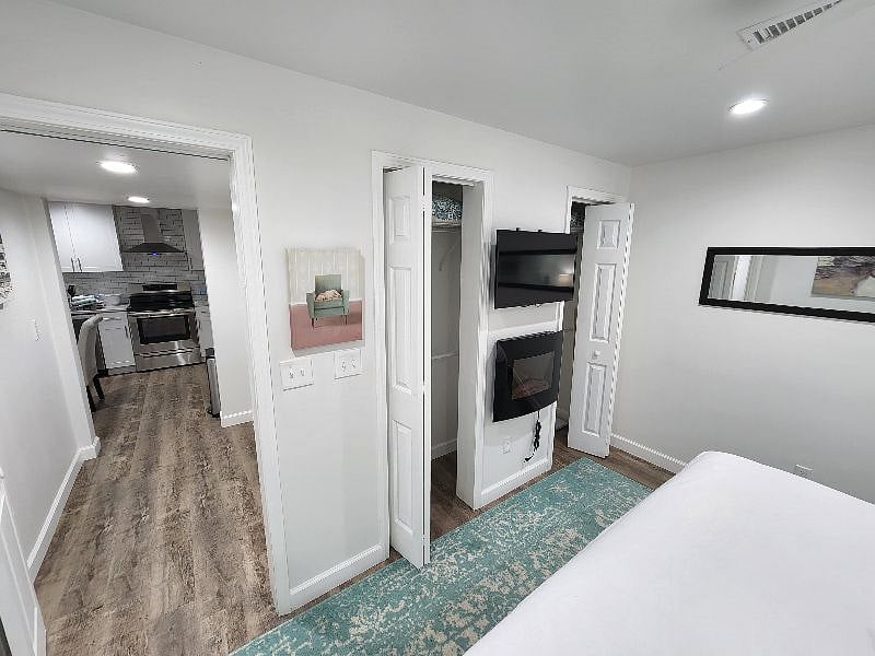 Furnished Finder property 384157_1 photo 13