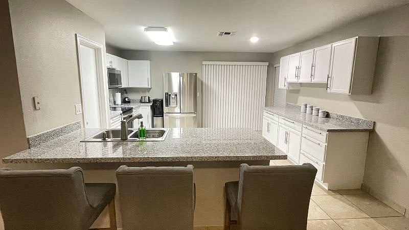 Furnished Finder property 384160_1 photo 4
