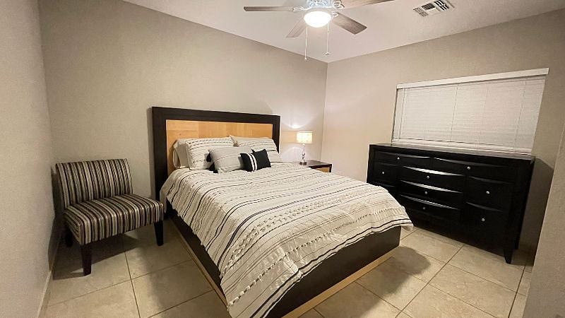 Furnished Finder property 384160_1 photo 24