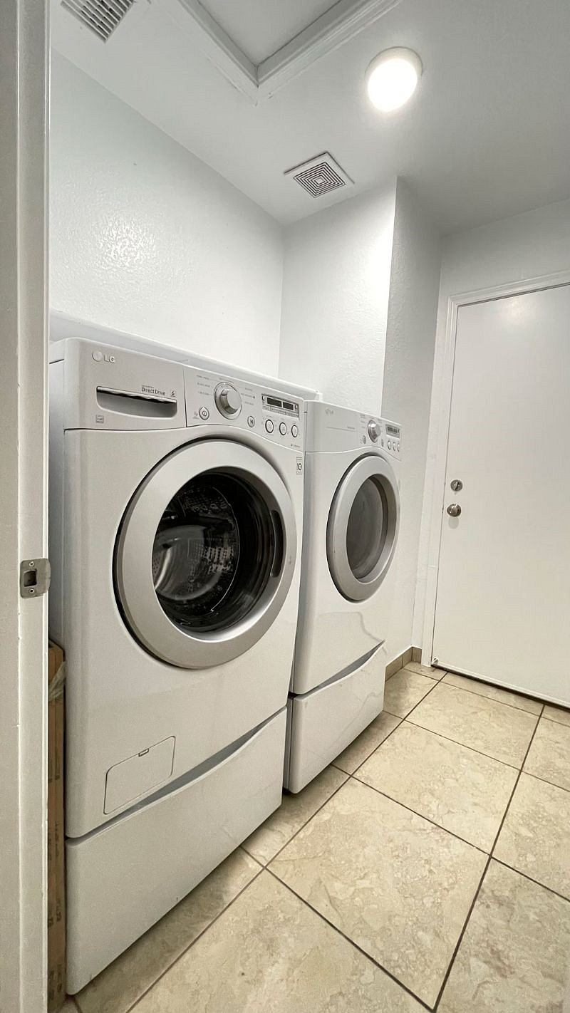 Furnished Finder property 384160_1 photo 26
