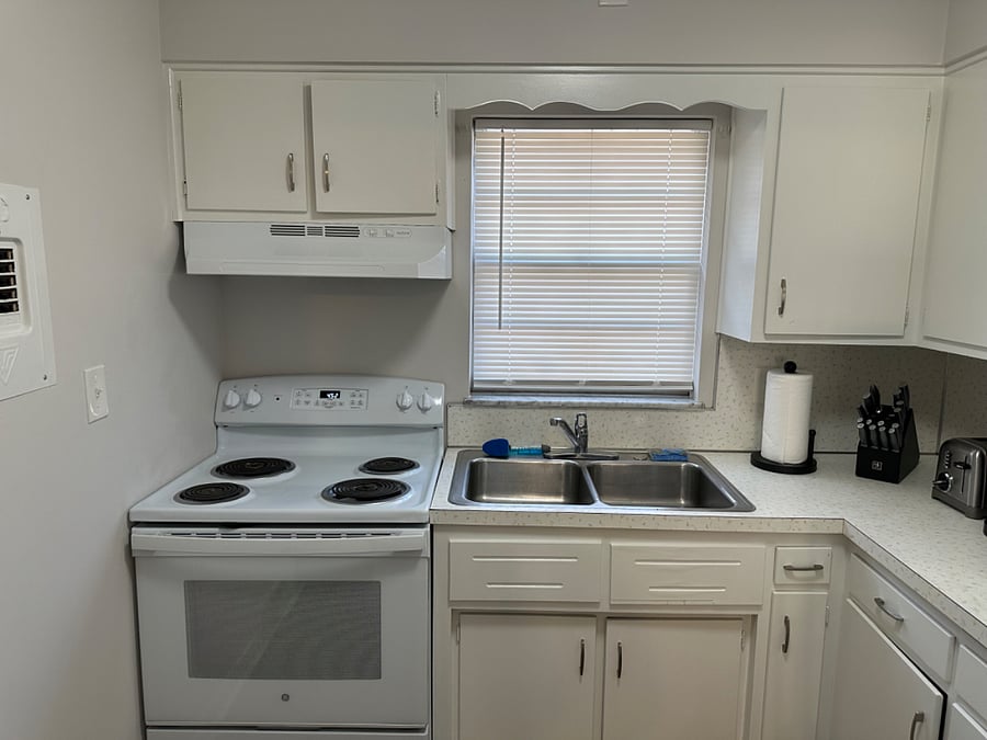 Furnished Finder property 384188_3 photo 13