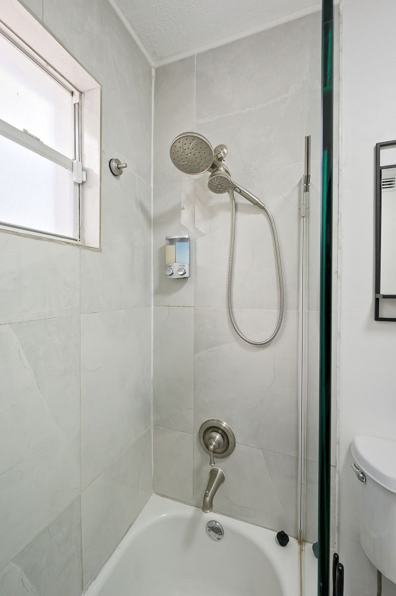 Furnished Finder property 384227_2 photo 23