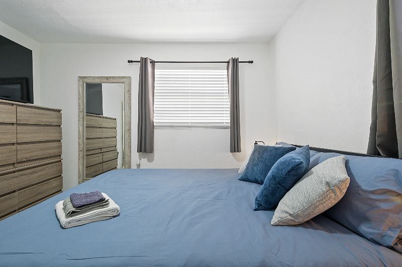 Furnished Finder property 384227_2 photo 11
