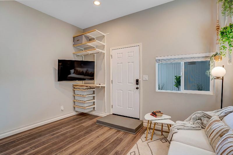 Furnished Finder property 384273_1 photo 6