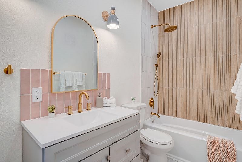 Furnished Finder property 384277_1 photo 9