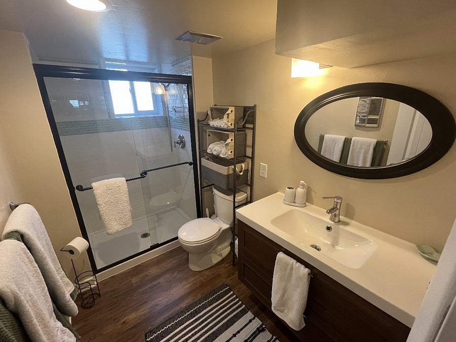 walk in shower, great storage, linens provided